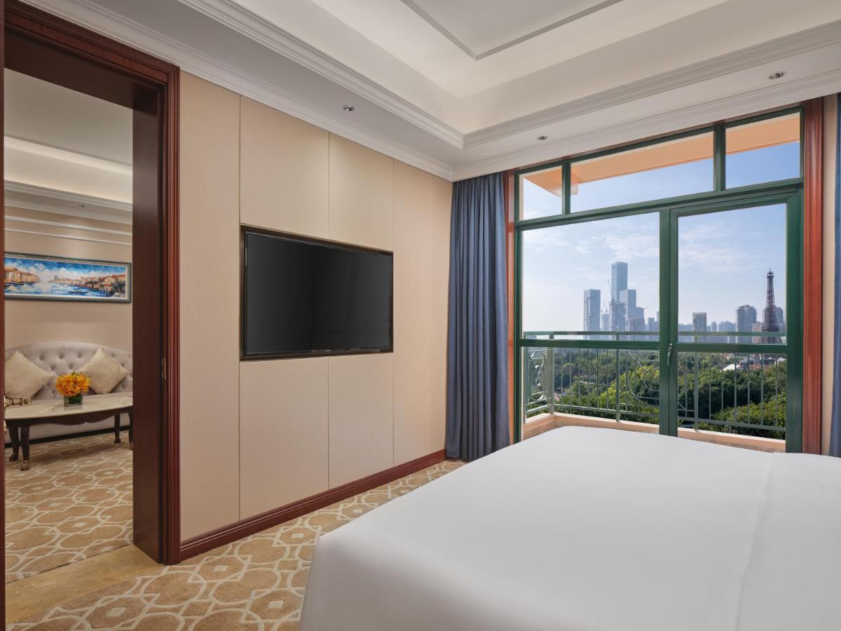 Hotel Indigo Shenzhen Overseas Chinese Town By Ihg エクステリア 写真